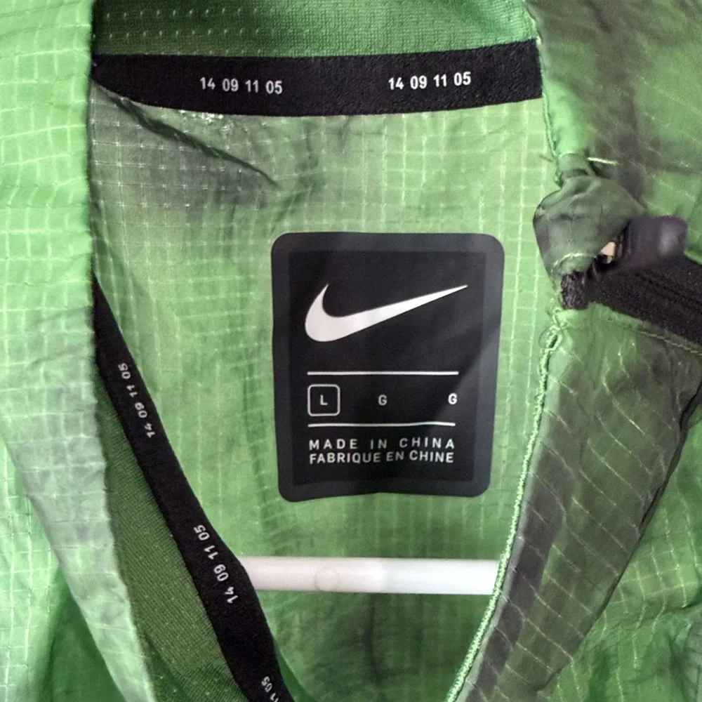 Nike Men's 3-1 Tech Pack Running Jacket.